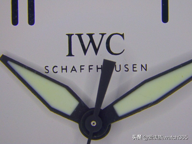 假表通过照片能看出真假吗,一眼就能看出的假表