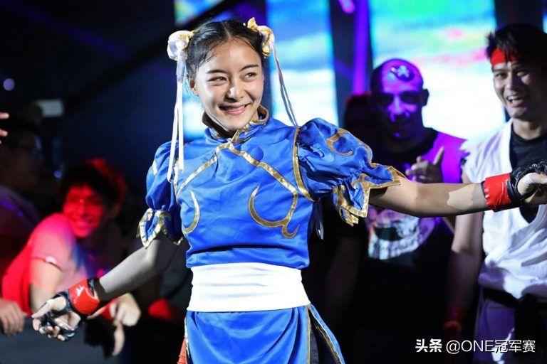 格斗萝莉瑞卡,格斗少女cos