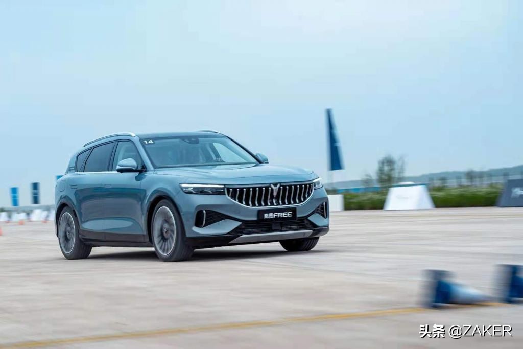 造车新势力入场就做豪华车,国家队入场了吗