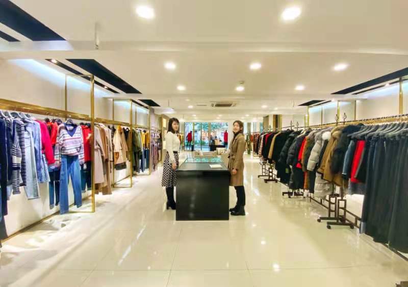 淡雅而高贵简单而干练气质出彩玛丝恩迪为你量身定做