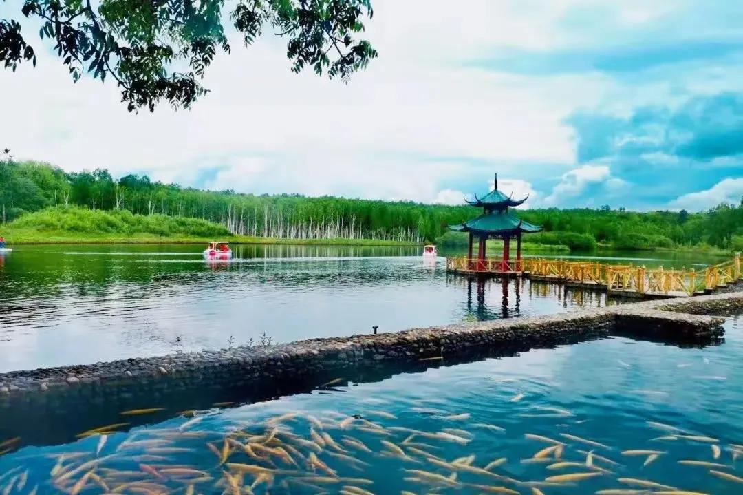 白山10月旅游攻略自助游线路,五一白山周边2-3天短途旅游