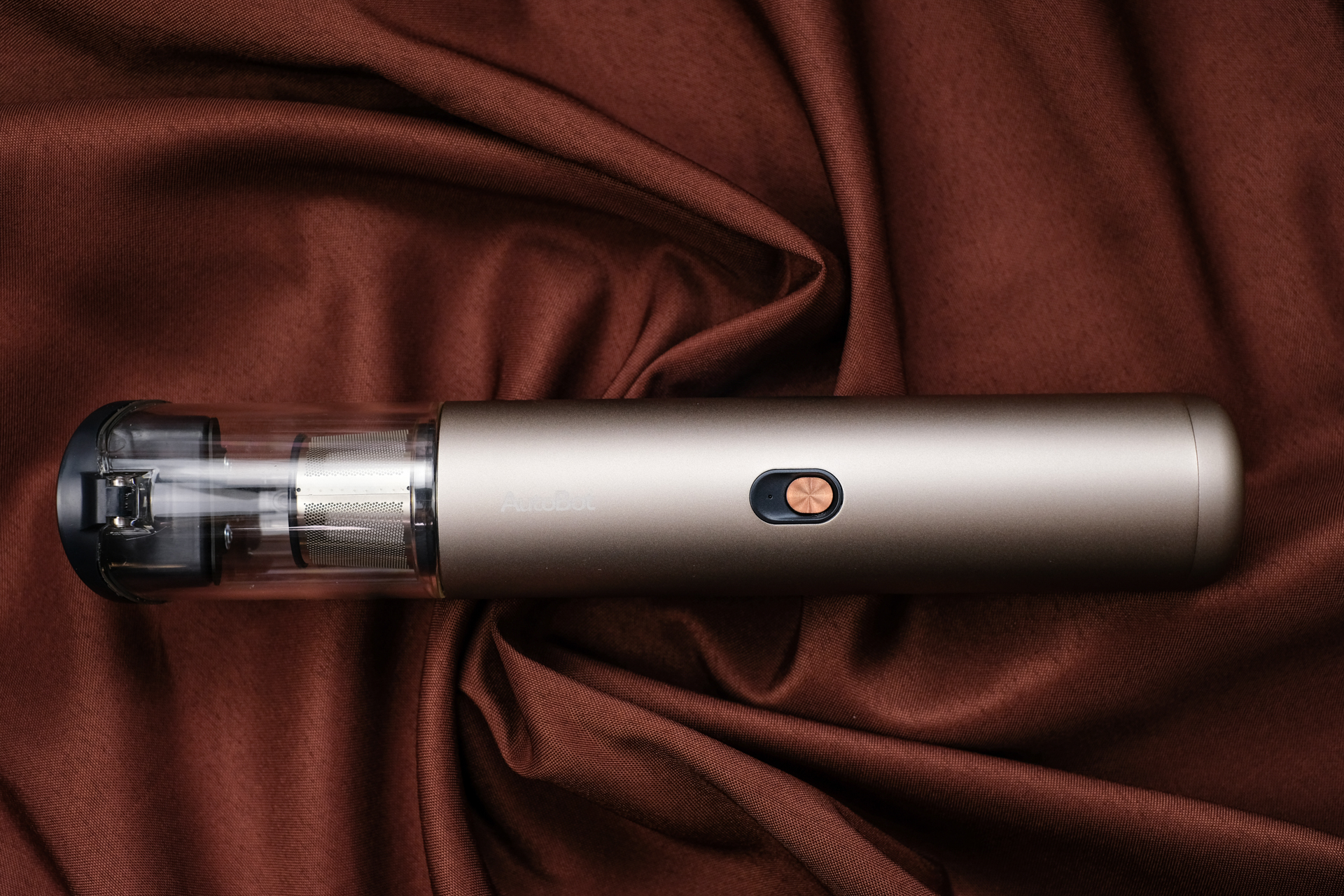 迷你小身材,迷你轻携无线吸尘器