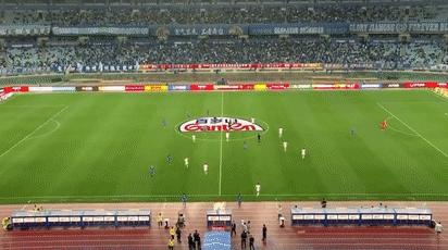 54岁中超“亿元”名帅中场呆坐“拒绝”离开:惨败后1幕令人心疼