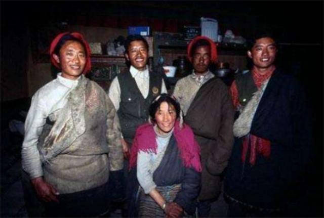 尼泊尔一妻多夫部落婚礼,尼泊尔的一妻多夫制