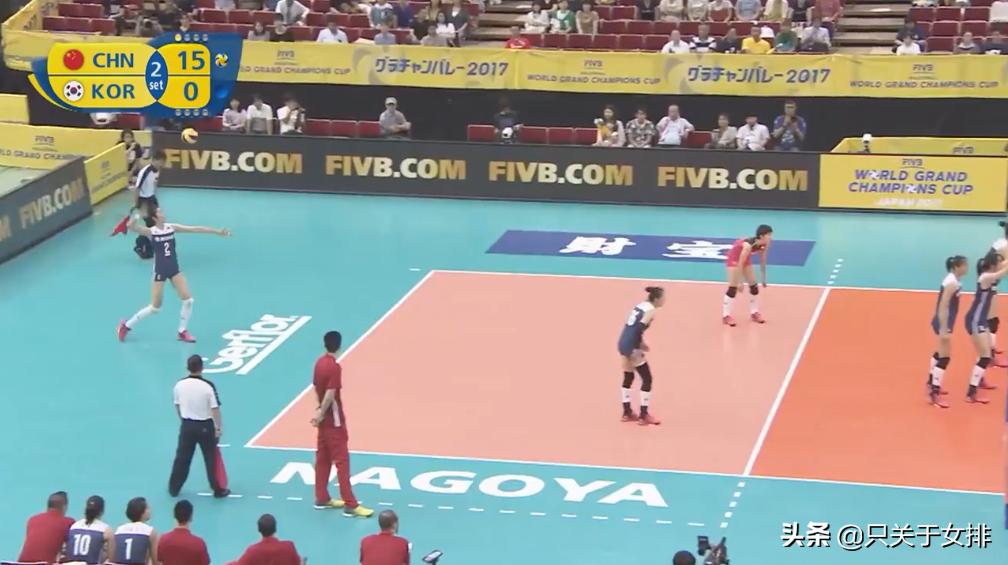 女排连续发球得分,朱婷连发三球中国女排惊天逆转