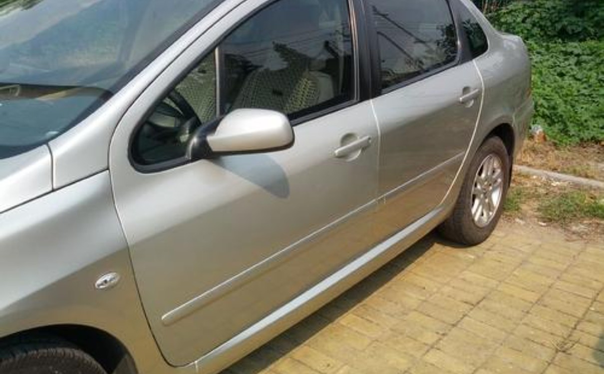 新车小剐蹭有必要做漆吗,新车自己发生剐蹭如何走保险