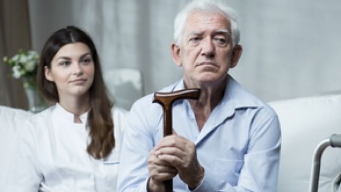 瘫痪老人长期便秘的危害,长期喝酒便秘有什么危害