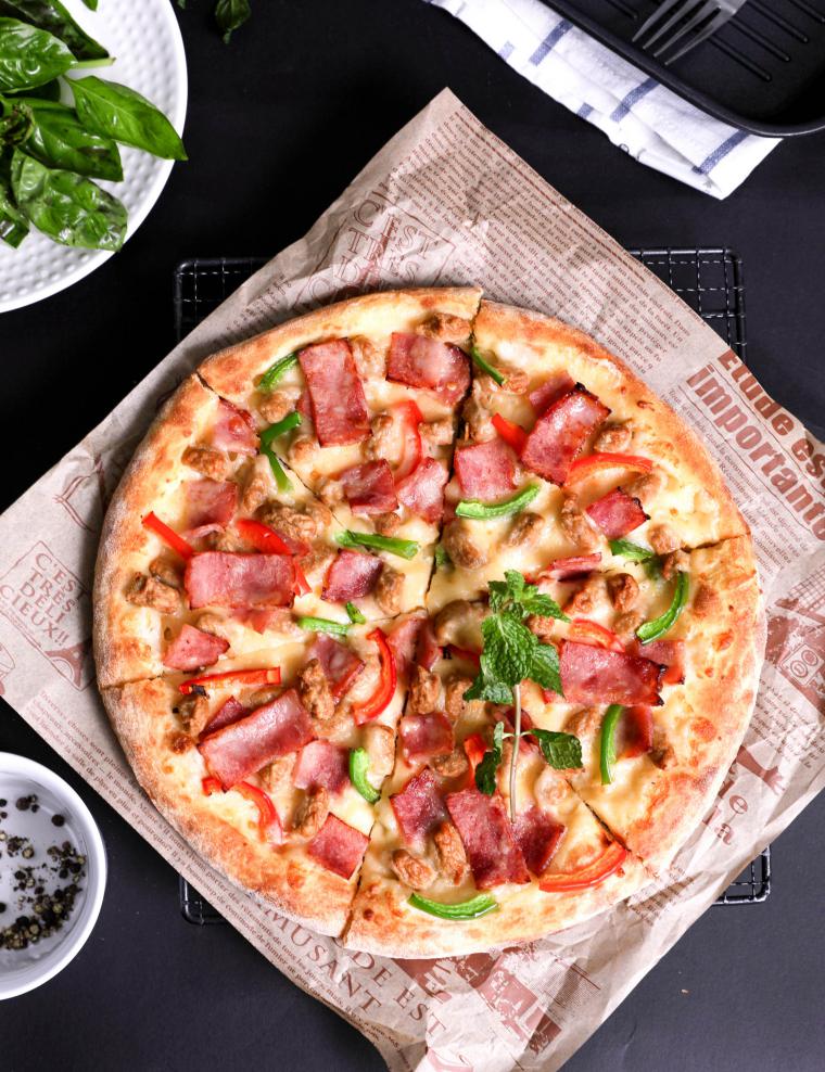 卖披萨的硬核科技公司长啥样?一块披萨,五年打磨,浙大校友打造好餐快食风向标