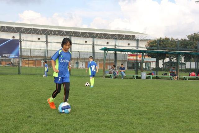 与梦想同行618,昆明青少年足球训练俱乐部