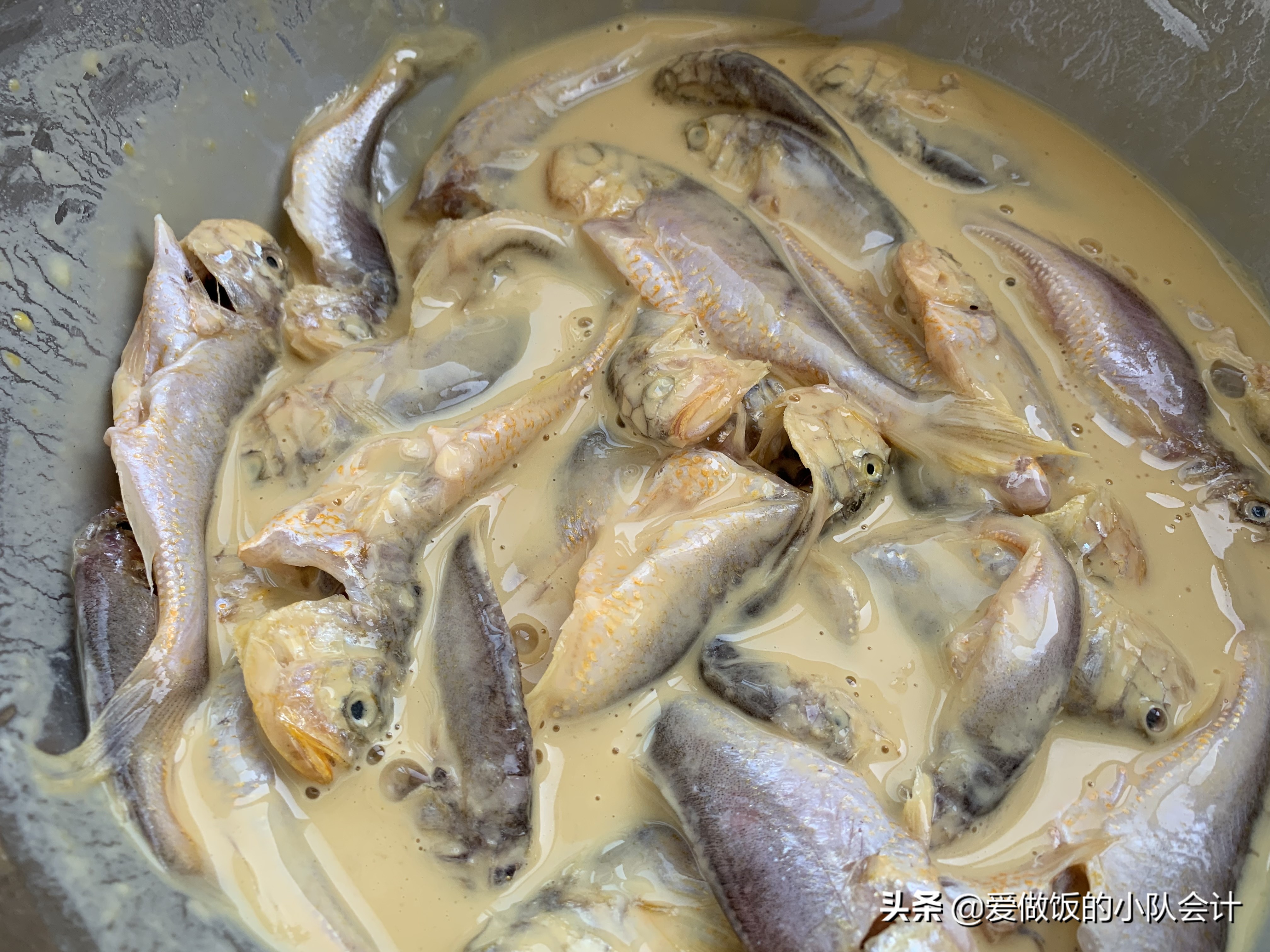 空气炸锅炸小鱼酥脆的方法,小鱼怎么炸又酥又脆简单做法