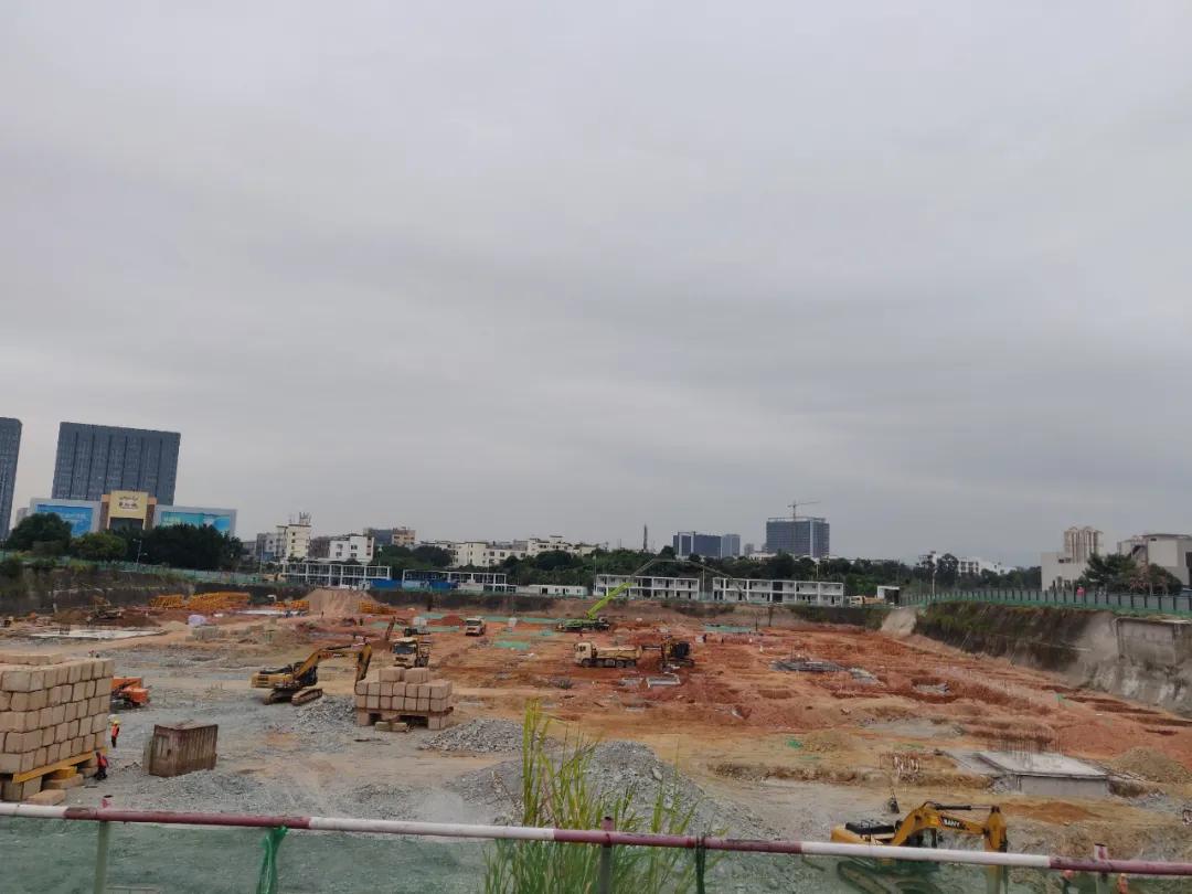 造富神话华南城，只剩一地鸡毛