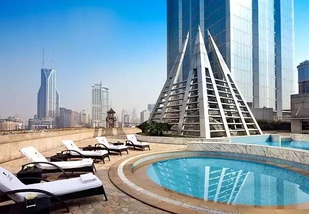 最值得去的游泳池,夏天到了游泳好去处