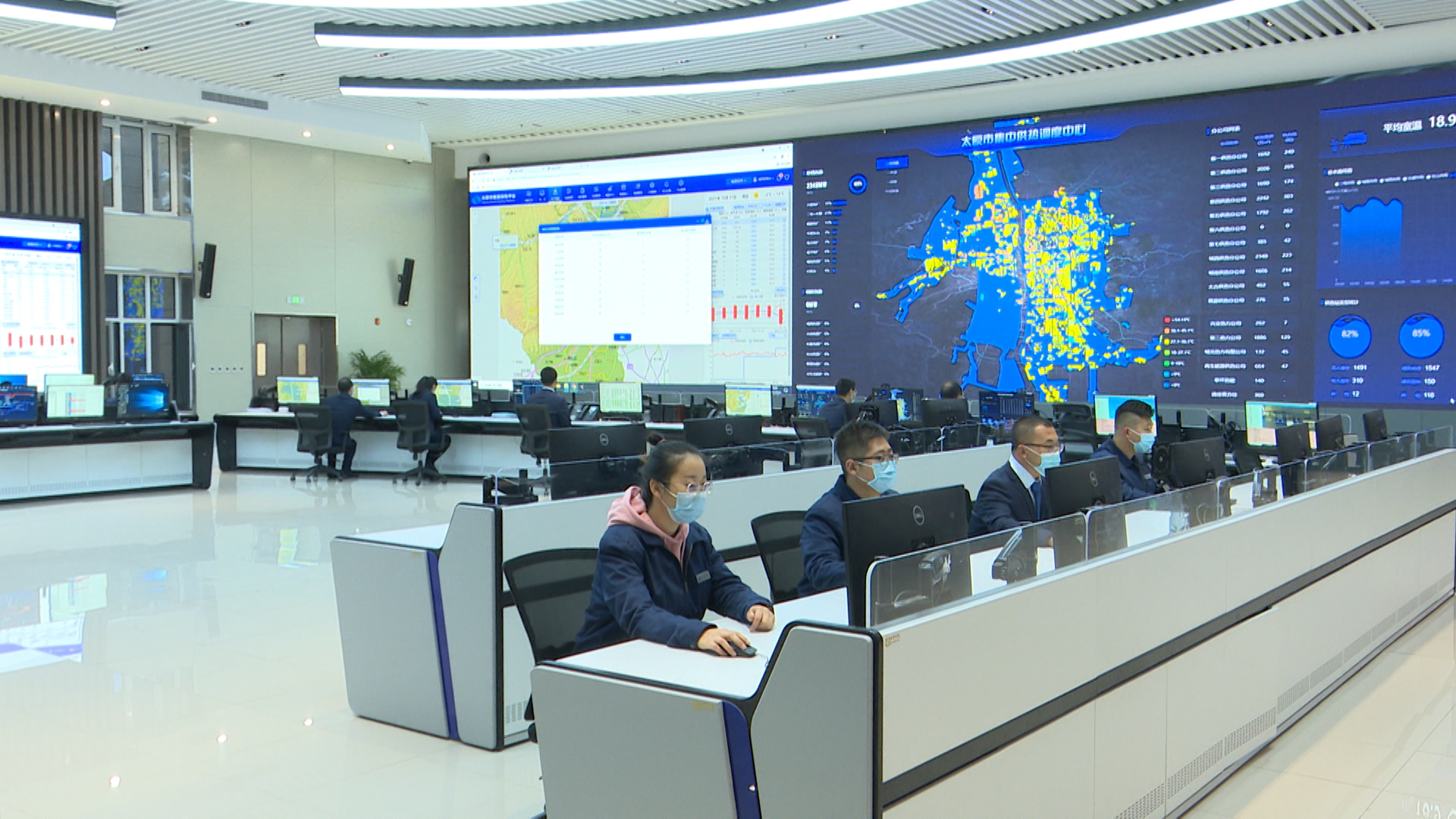 承担社会责任传播青春正能量,传递正能量担当社会责任