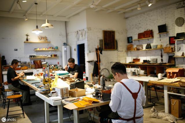 暗访lv黑市服装,暗访全球最大假包基地