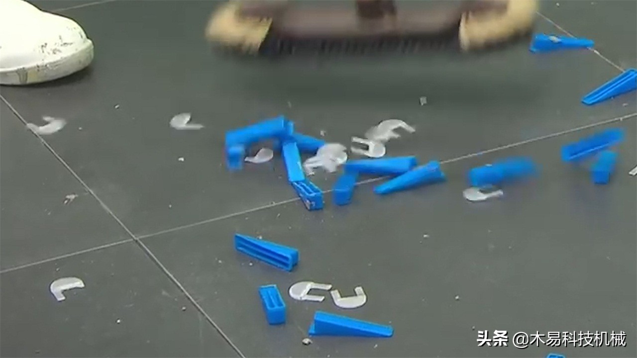 贴瓷砖发明神器,德国贴瓷砖工具大全