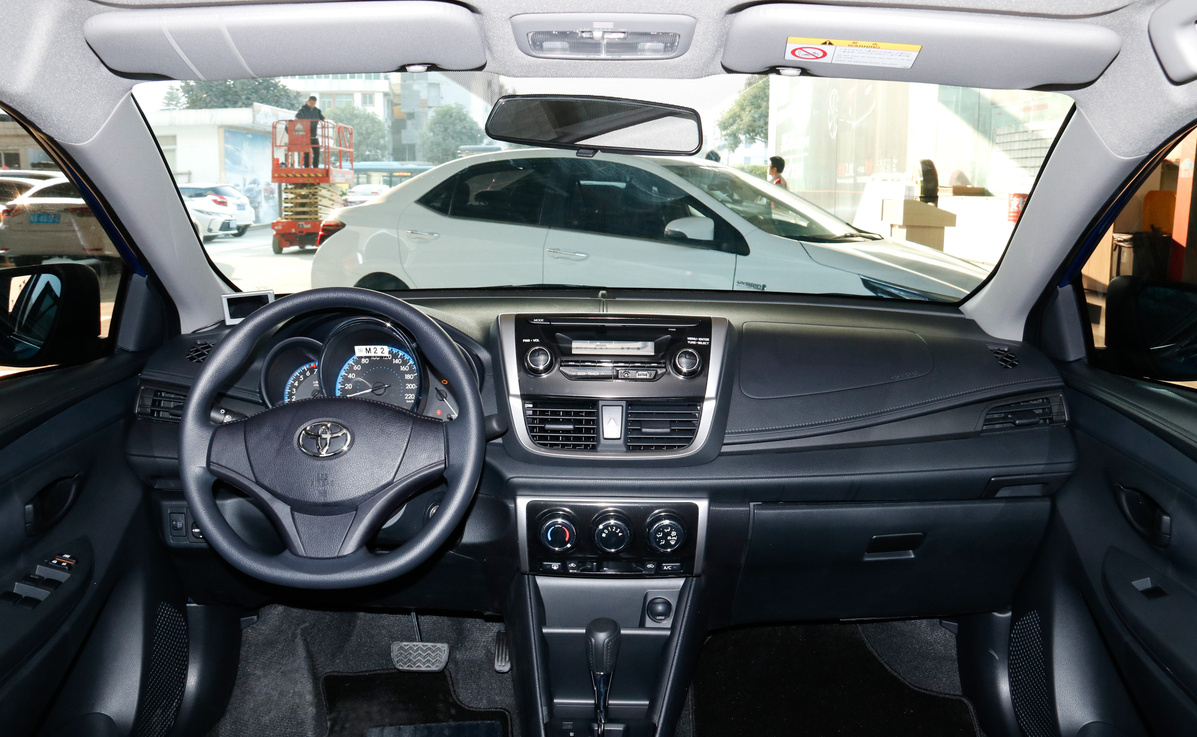 丰田威驰cvt怎么样,2017丰田威驰1.5自动挡标配测评