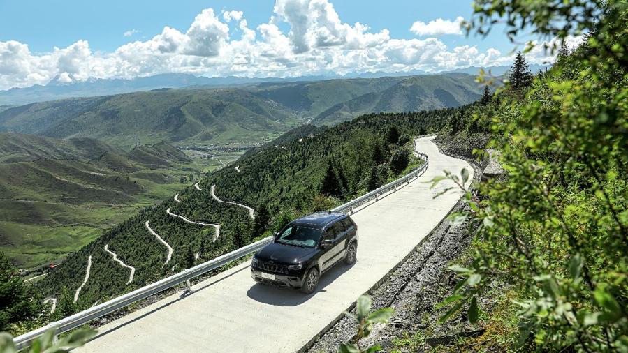 进口豪华大切诺基价格,进口版大切诺基四驱高性能版