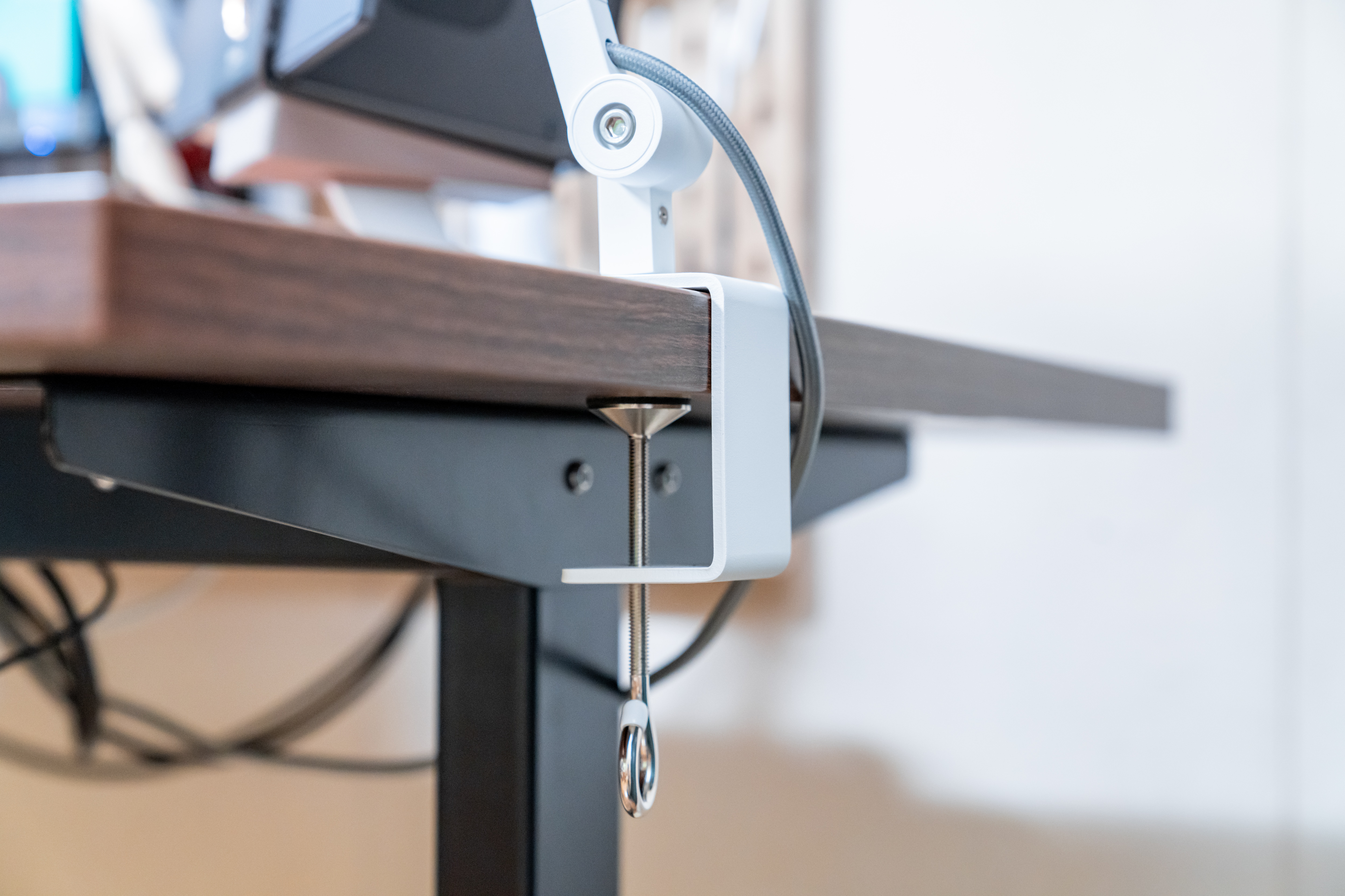 打造理想的居家办公环境:乐歌升降桌/台+明基灯具晒单