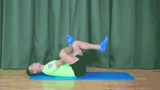 跑步时脚是外八字怎么纠正,膝盖内扣脚外八字跑步