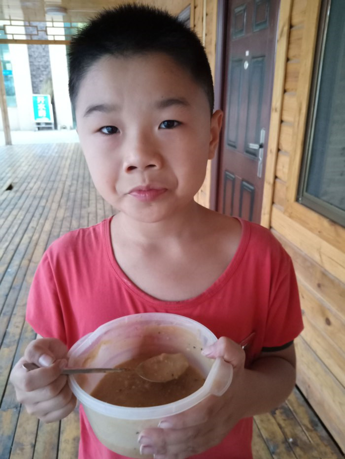 一路到新疆穷游,床车自驾穷游视频15分钟