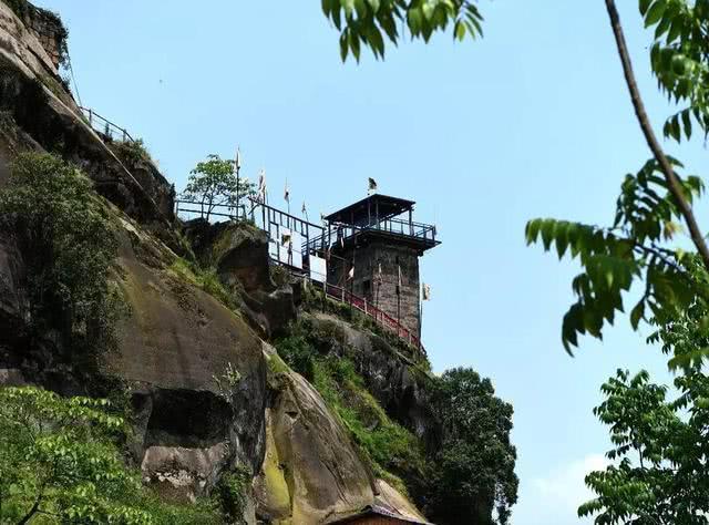 重庆最险峻山峰,重庆最可怕的古寨
