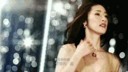 雌雄同体,美貌无敌,全日本女人最想嫁的人,却不婚不育不恋爱