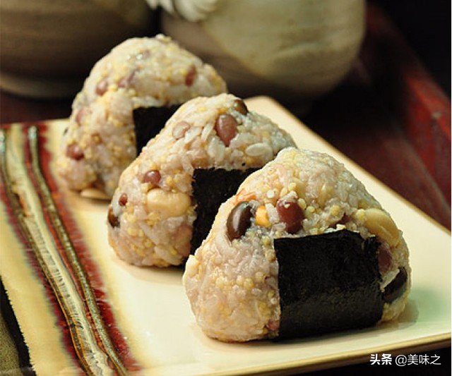 简单又好吃的饭团的做法,好吃饭团的家常做法