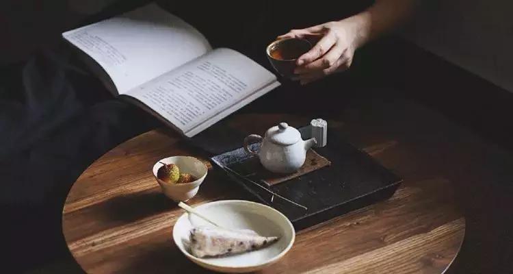 网红一夜收入千万,网红一夜之间一无所有