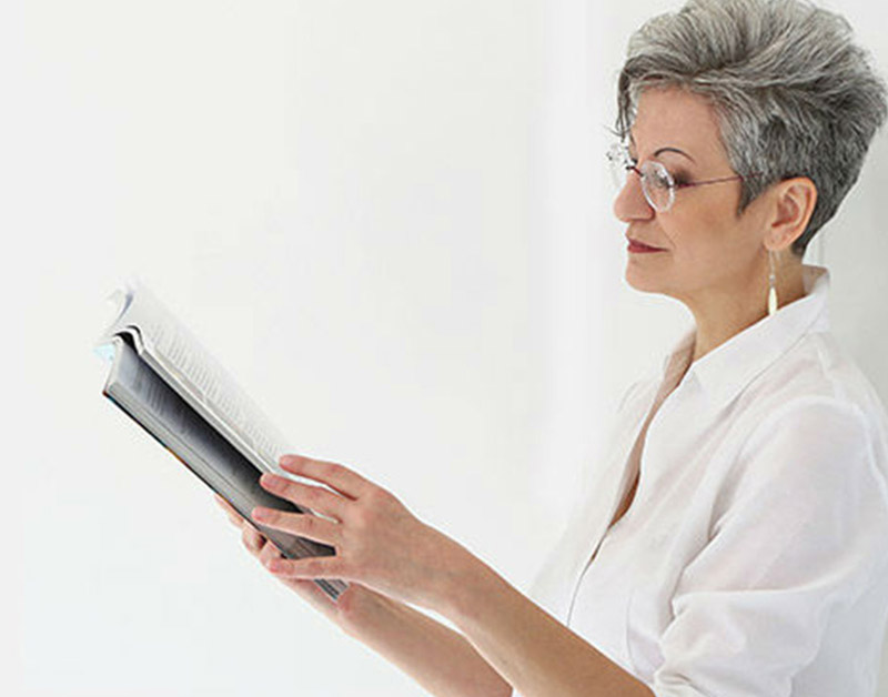 有近视和散光加老花怎么配镜,400度近视100度老花怎么配镜