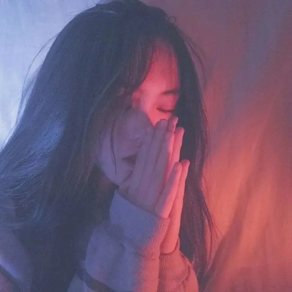 天空下雨了，可以打伞；心下雨了，该怎么办呢