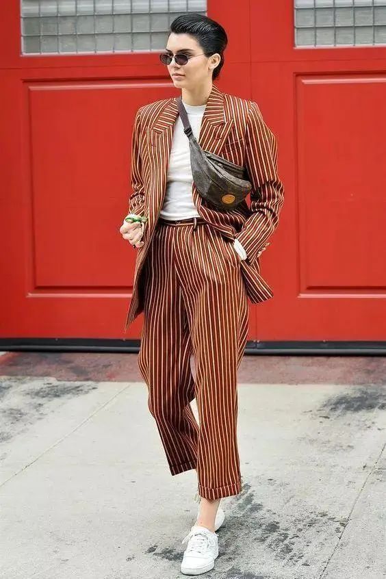 姐姐妹妹站起来原创慢教程,姐姐妹妹站起来卡点详细教程