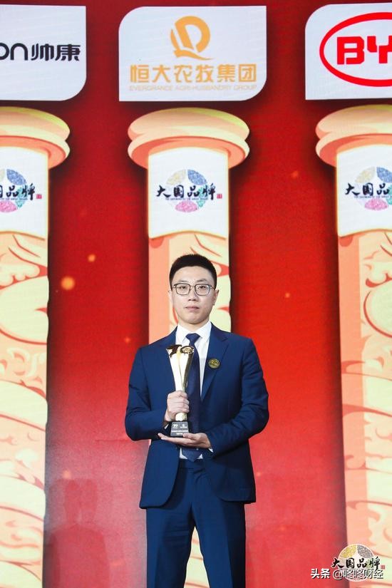 恒大农牧集团口碑,恒大农牧大金奖白酒多少钱一瓶