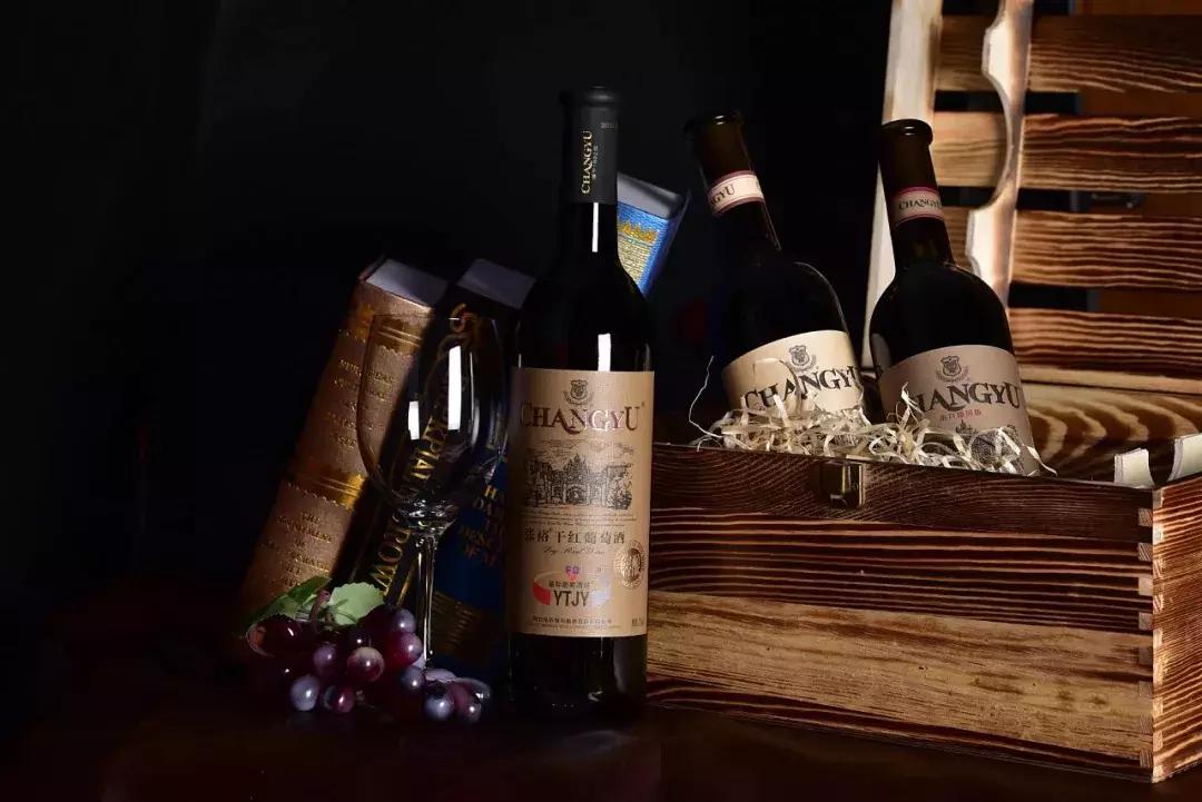 白酒超商王笑卓:白染红未来发展之路,品牌先行选中粮