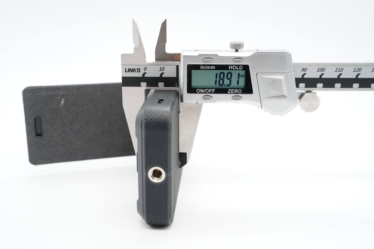 mophiepowerstationwirelessxl评测,苹果对比anker磁吸充电宝