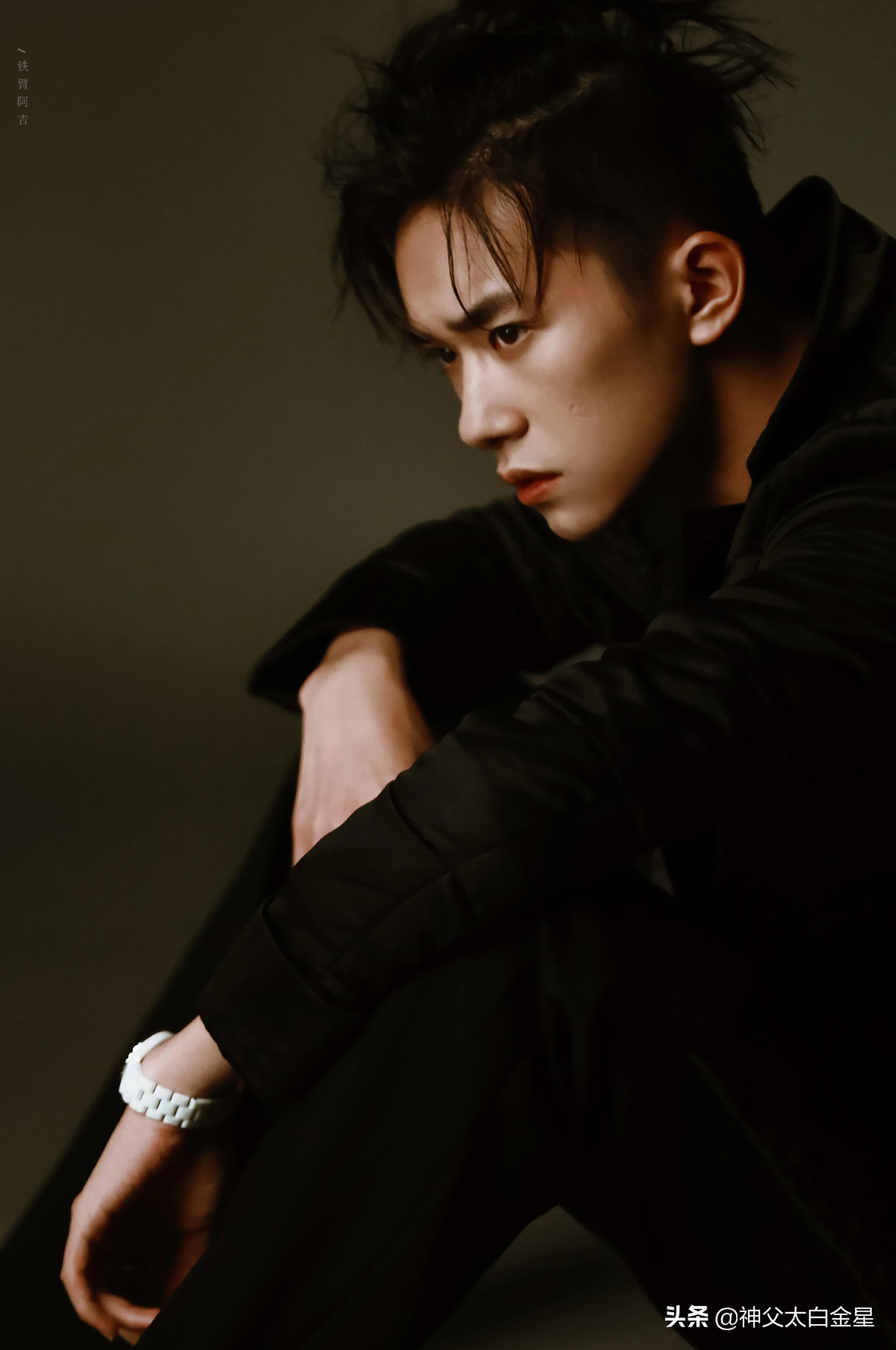 超帅易烊千玺,汪涵夸易烊千玺帅