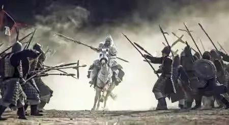 足坛十大最出名的巨星排名,足坛十大传奇巨星排名