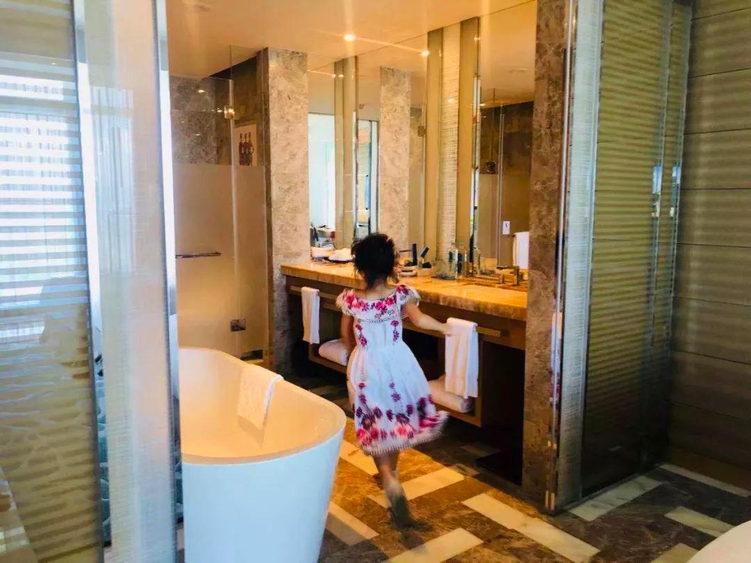 带娃去三亚旅游攻略住宿推荐,带娃去三亚攻略路线推荐一下