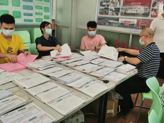 录取通知书好看的一本大学,盘点各大学精美录取通知书