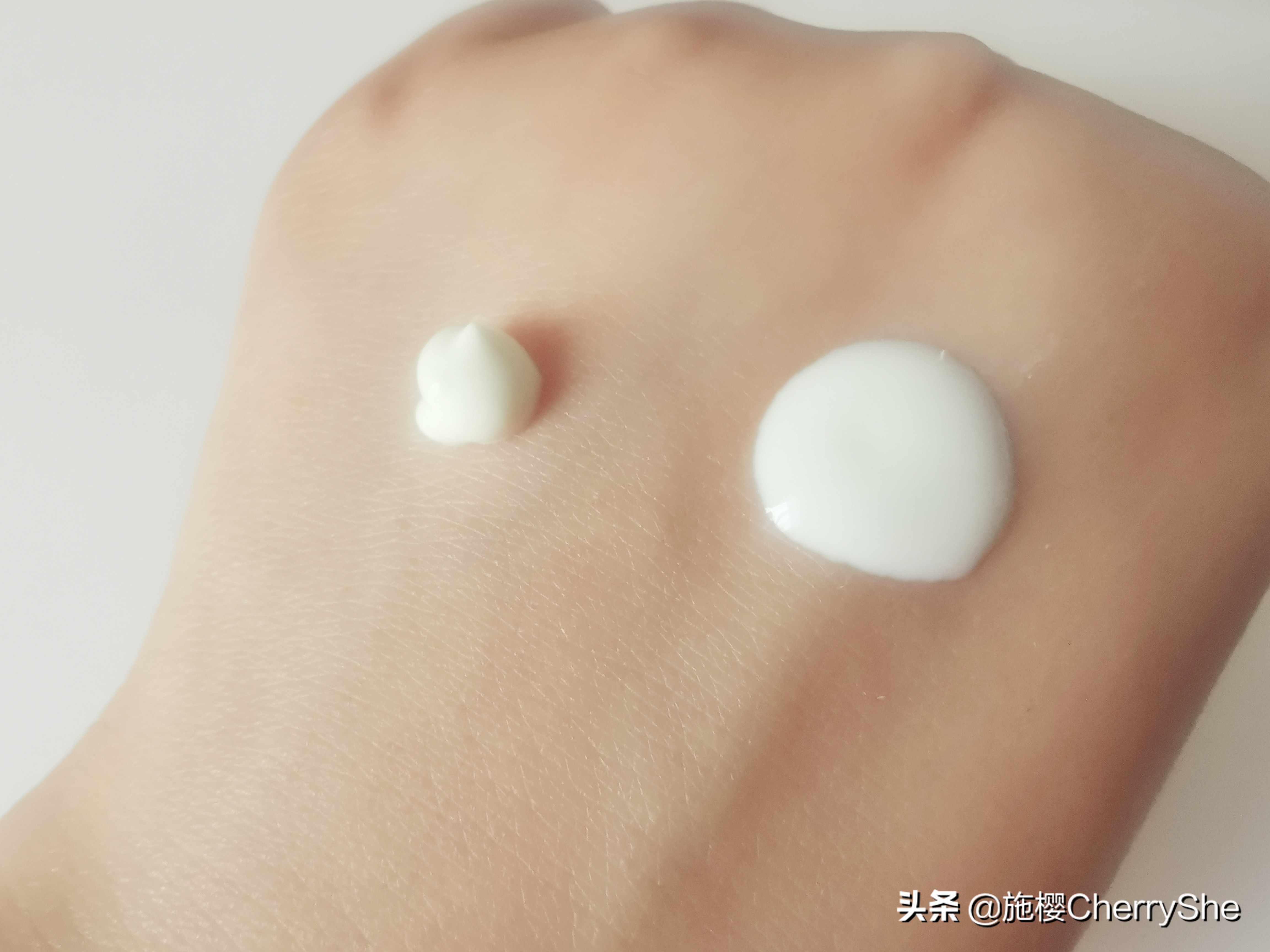 安耐晒和欧莱雅防晒霜哪个好,欧莱雅防晒和安耐晒哪个好