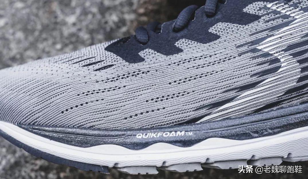 361最牛逼的碳板跑鞋,千呼万唤始出来抖音完整版