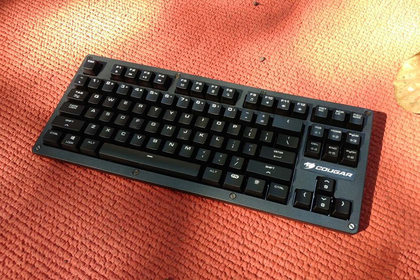 樱桃键盘87键推荐,磁轴键盘手感和机械键盘手感一样