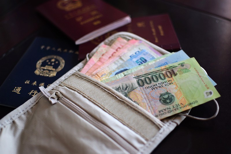 多特deuter旅行包,多特deuter商务双肩包