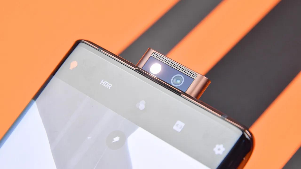 三星手机买折叠屏还是曲面屏,三星曲面折叠屏