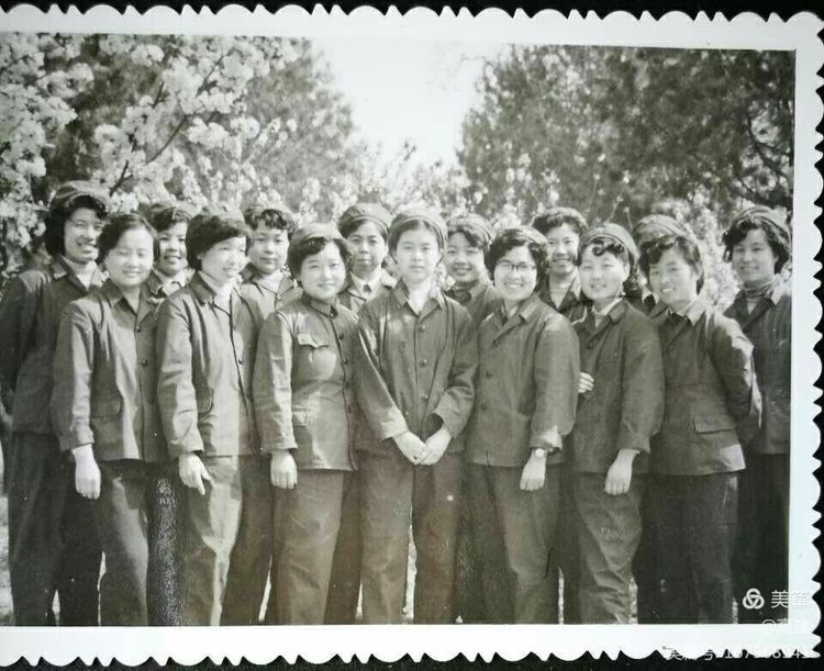 北京中国人民解放军261医院在哪里,人民军队连环画