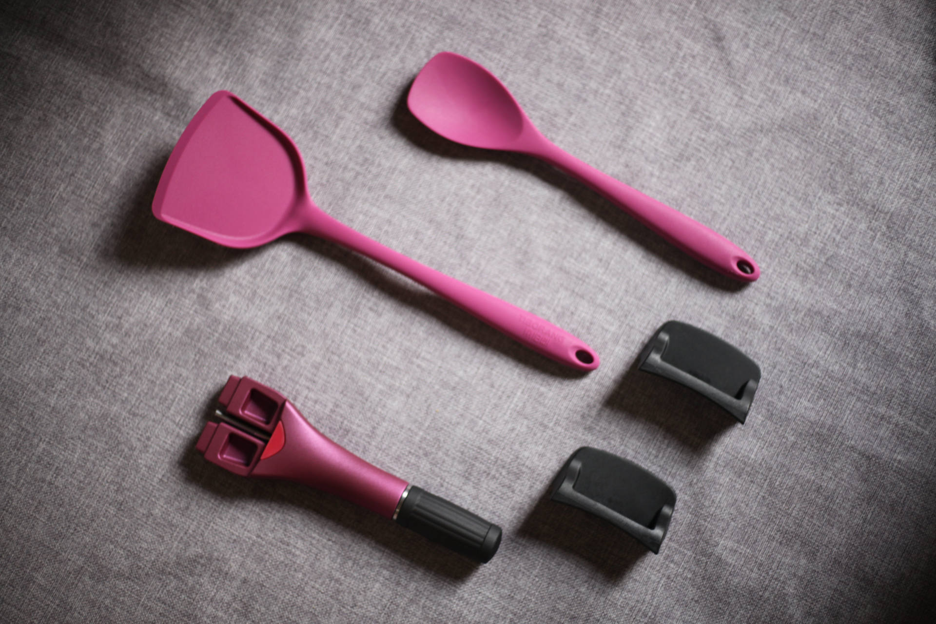 走近氪学｜粘锅退款！打死都不粘的不粘锅？