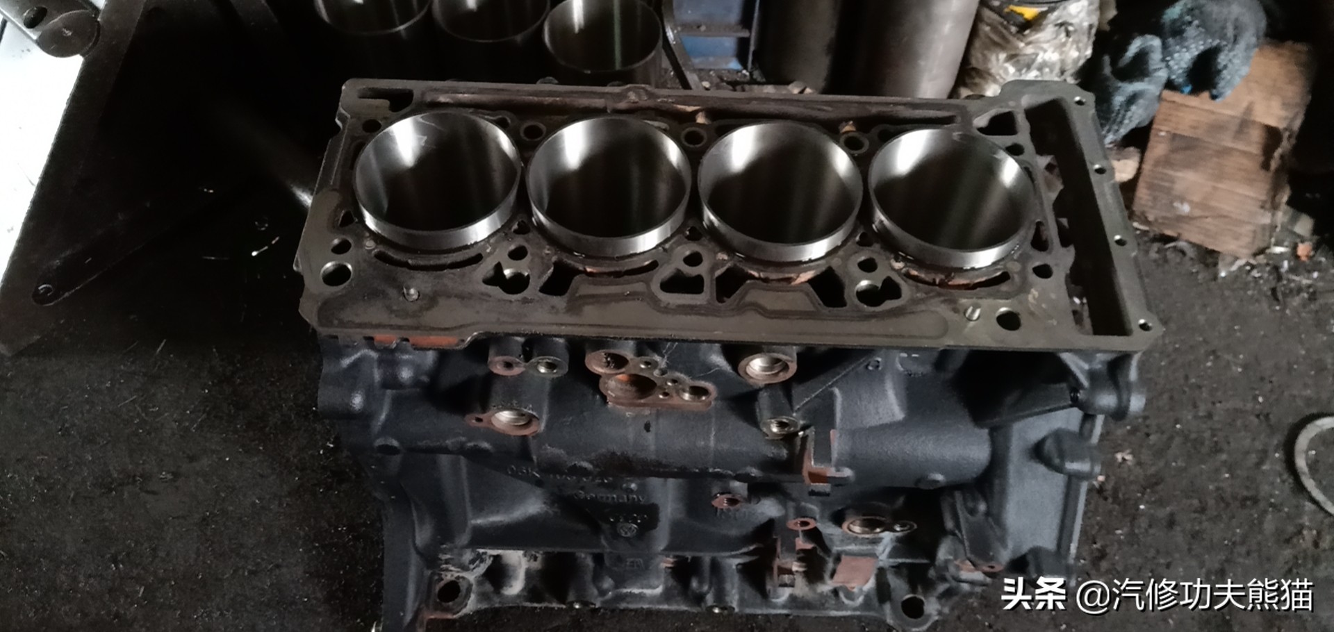 奥迪为何不能解决发动机烧机油,奥迪q5lea888三代发动机烧机油么