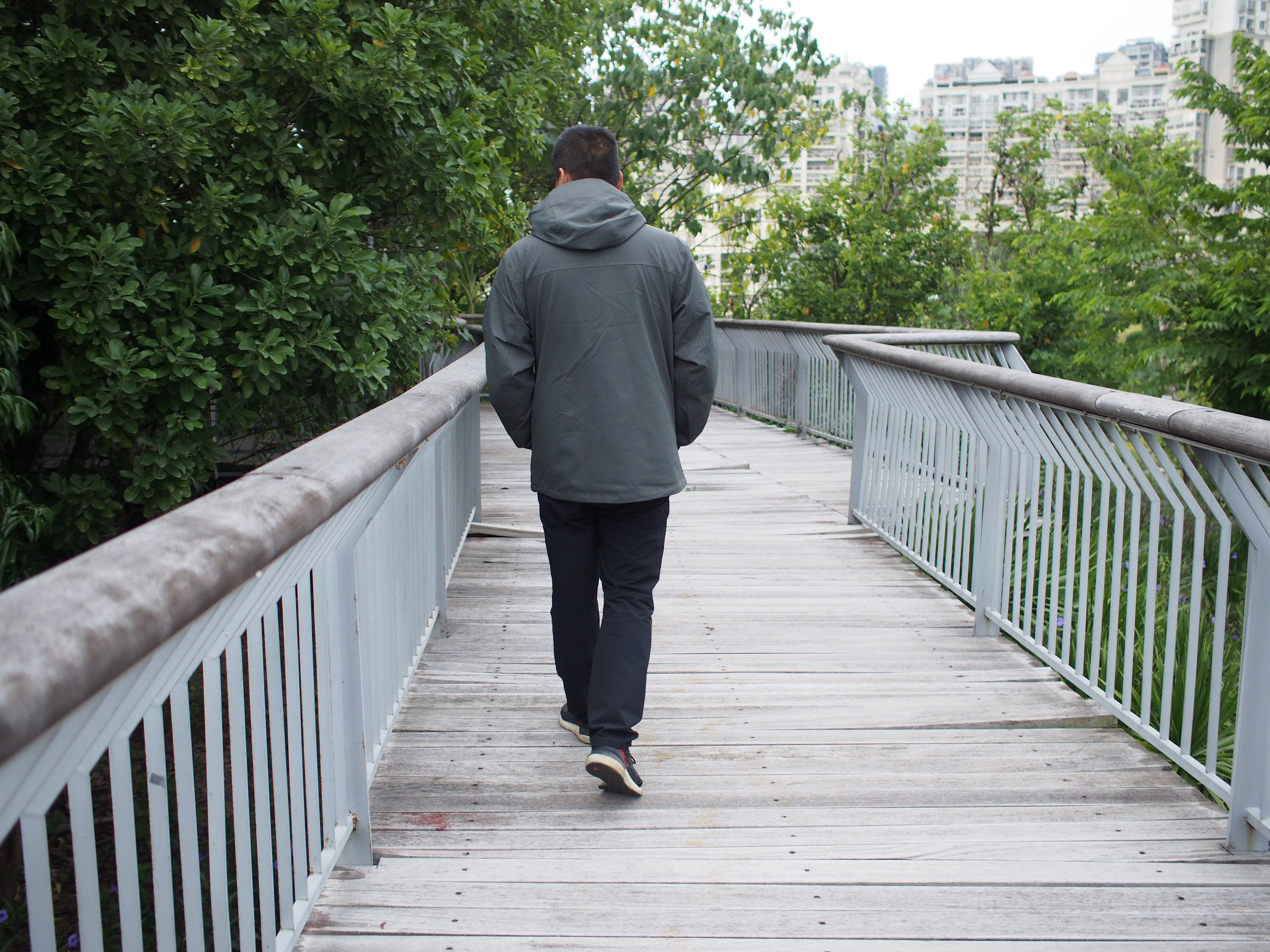 沙乐华冲锋衣能排第几,沙乐华和狼爪冲锋衣哪个好