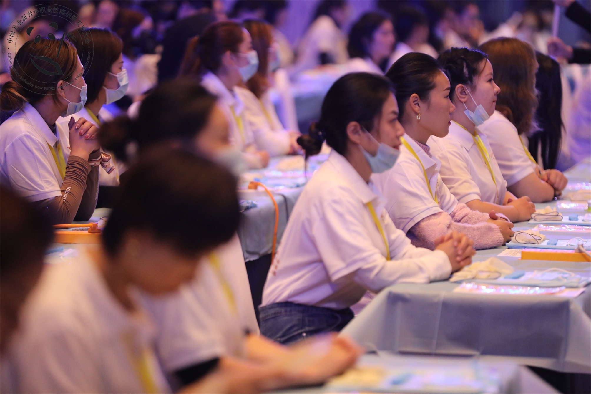 左右眉毛不对称面相,眉毛不对称最佳解释