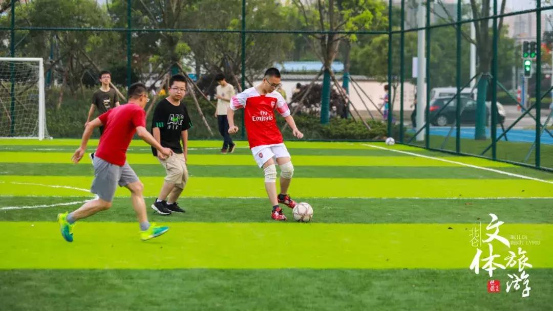 送外卖女生被车撞后续,送外卖女孩被为难后续