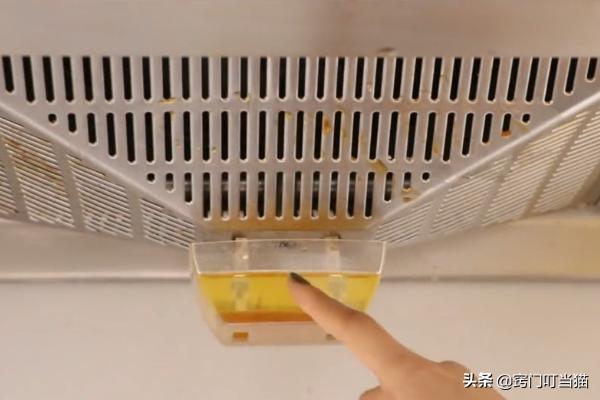 油烟机的废油倒进了下水道怎么办,油烟机上的废油掉下来